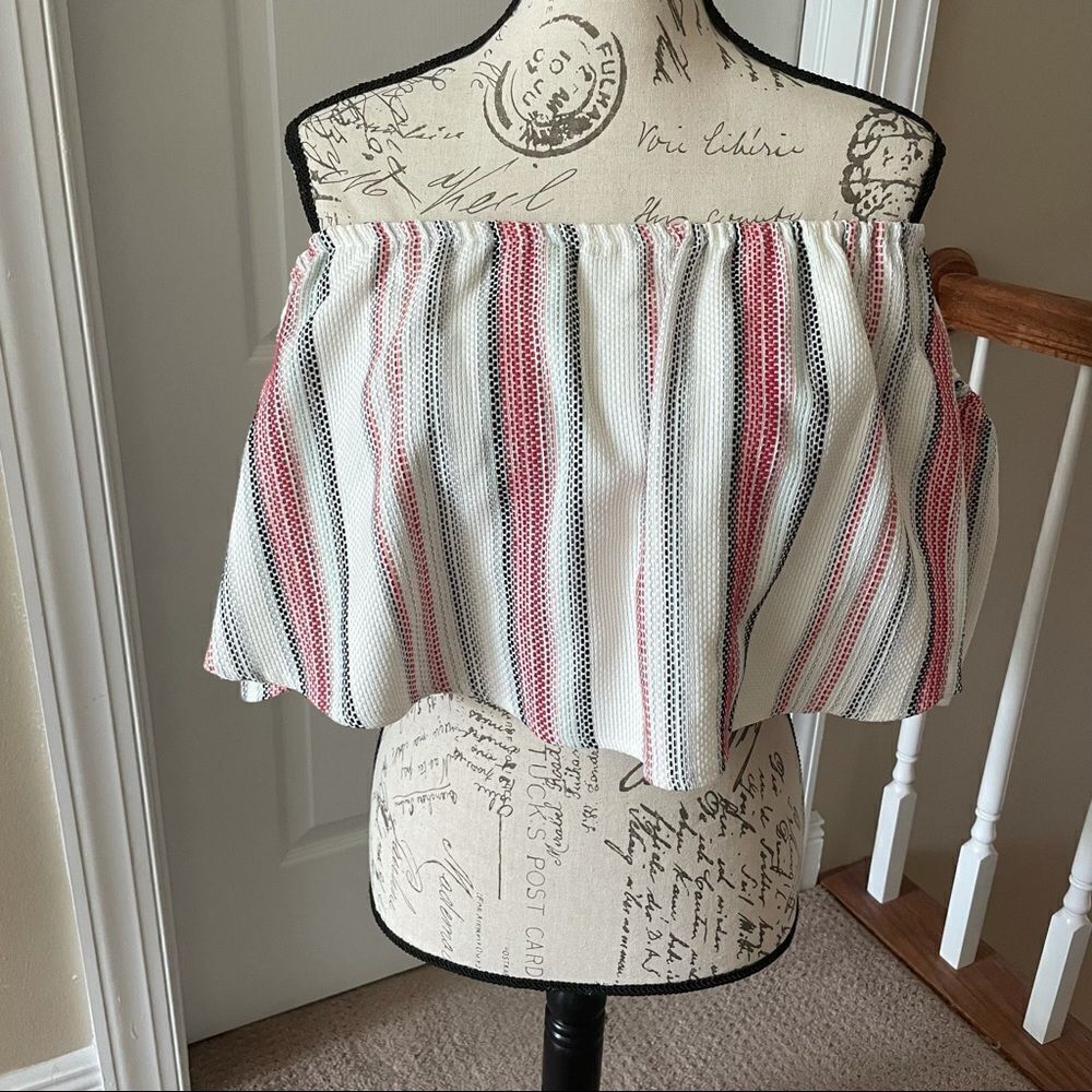 Gianni Bini Off-the-shoulder Blouse